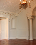 Steve Putnams' fantastic bedroom, with niches, doorcase set and panels